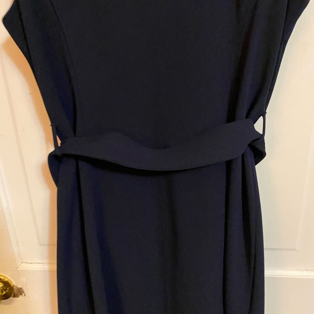 Tommy Hilfiger Navy Dress with Red and White Accents. Dark navy blue color - Picture 4 of 7